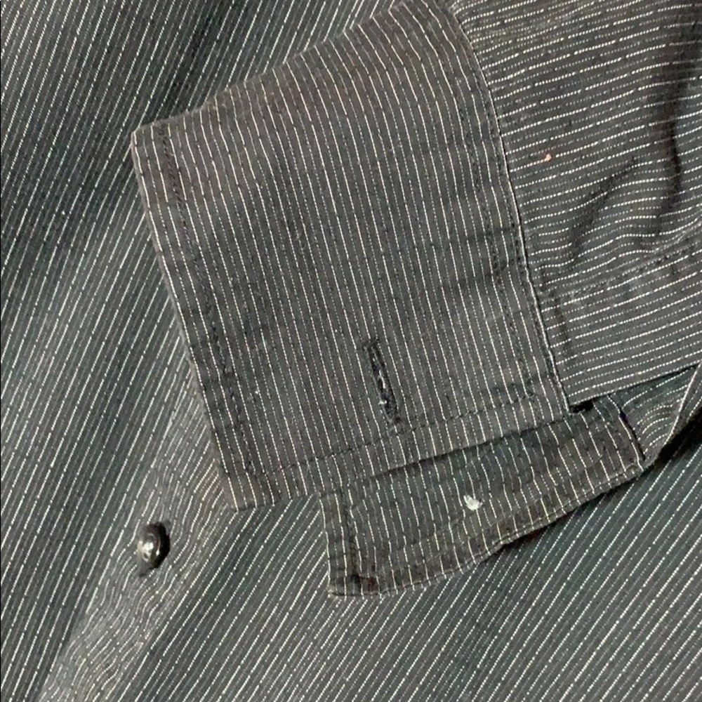 Shirt - Picture 3 of 4